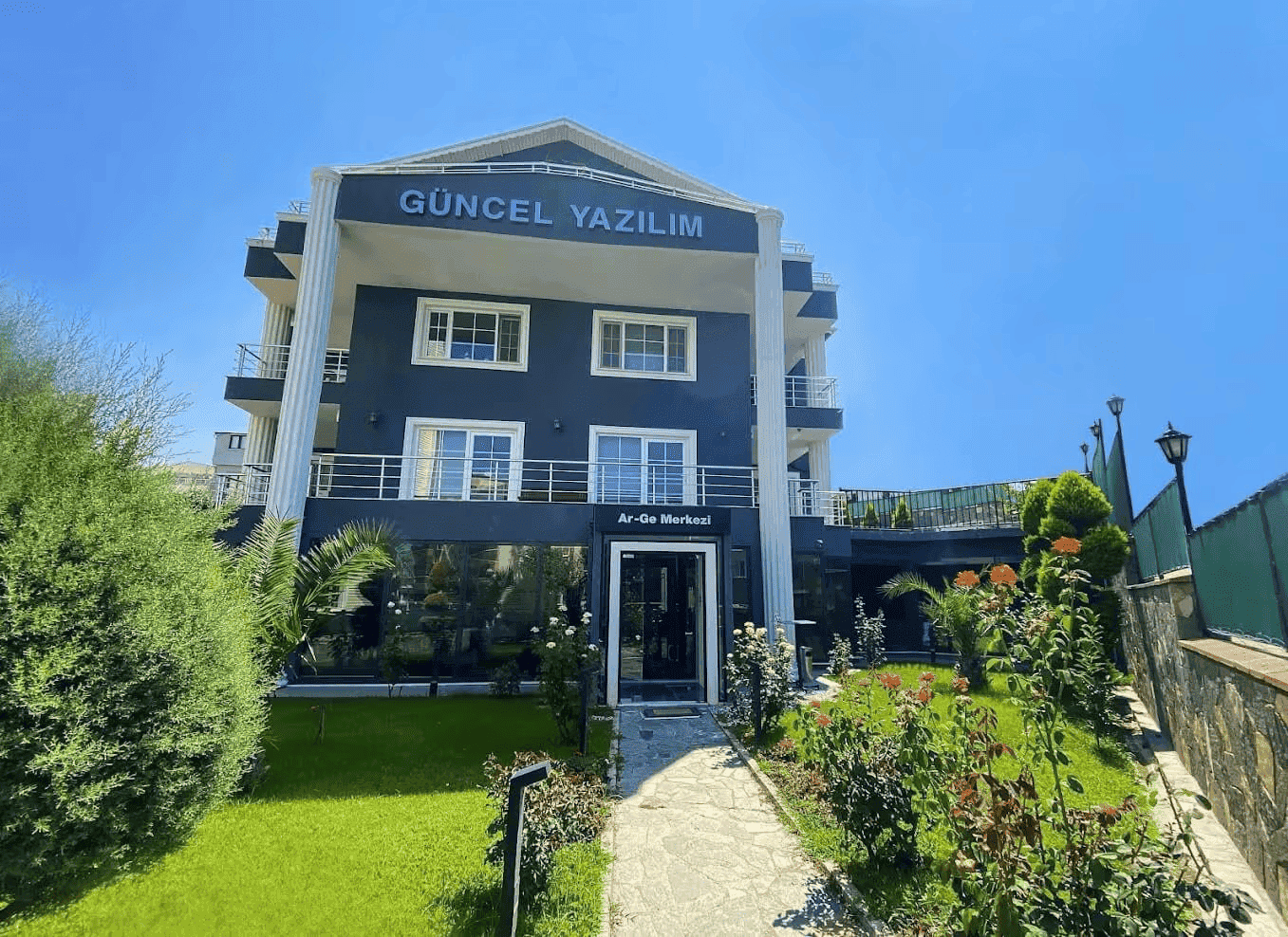 Güncel Yazılım AR-GE Merkezi binası